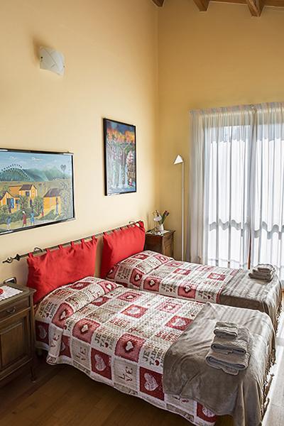 Bed & Breakfast Milu Cuneo Rum bild