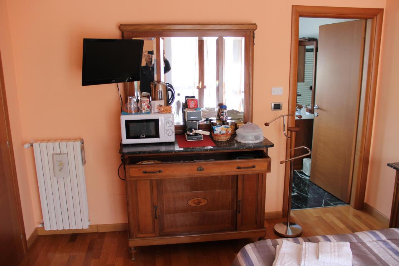 Bed & Breakfast Milu Cuneo Exteriör bild